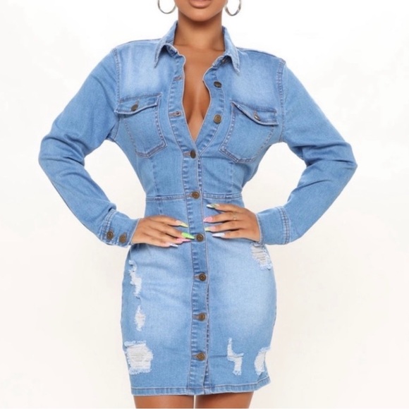 NWT DISTRESSED OPEN BACK DENIM DRESS - Picture 3 of 5